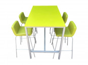 Table Haute Loki avec 4 Chaises - Finition Verte