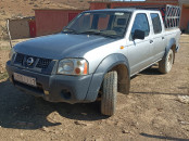 NISSAN PICK UP DOUBLE CABINE